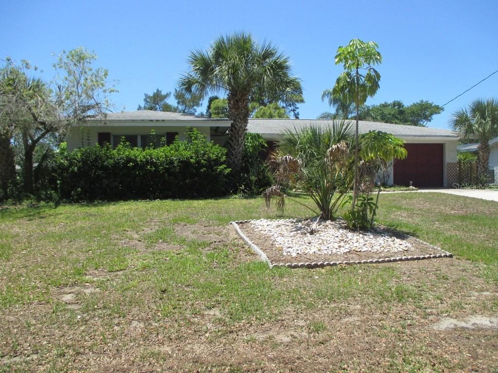 3360 Mayflower St., Sarasota, FL 34231