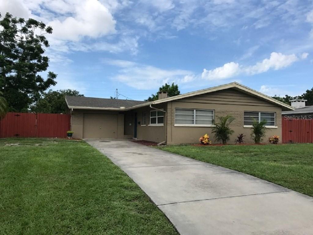 2332 Valencia Dr., Sarasota, FL 34239