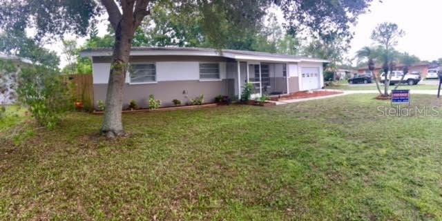 1527 19th St., Bradenton, FL 34205
