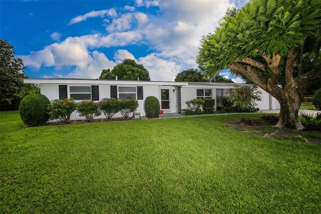 2607 Croton Ave., Sarasota, FL 34239