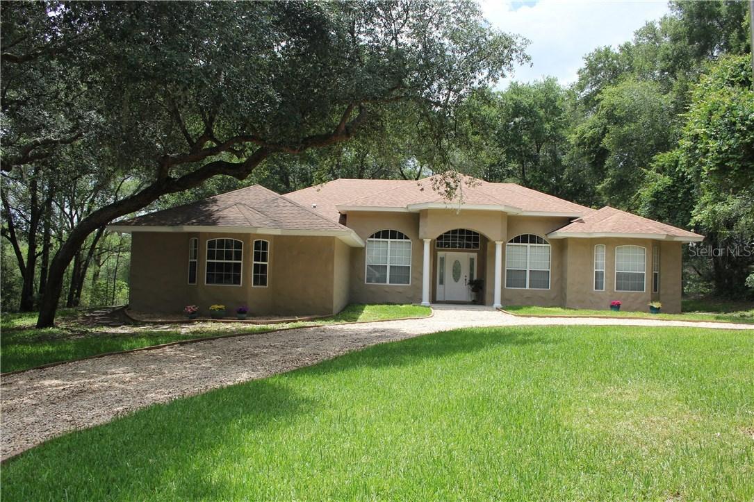 30707 Edgewood St., Sorrento, FL 32776
