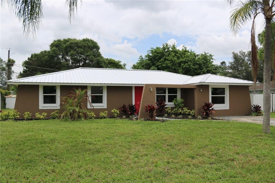 5045 Silk Oak Dr., Sarasota, FL 34232