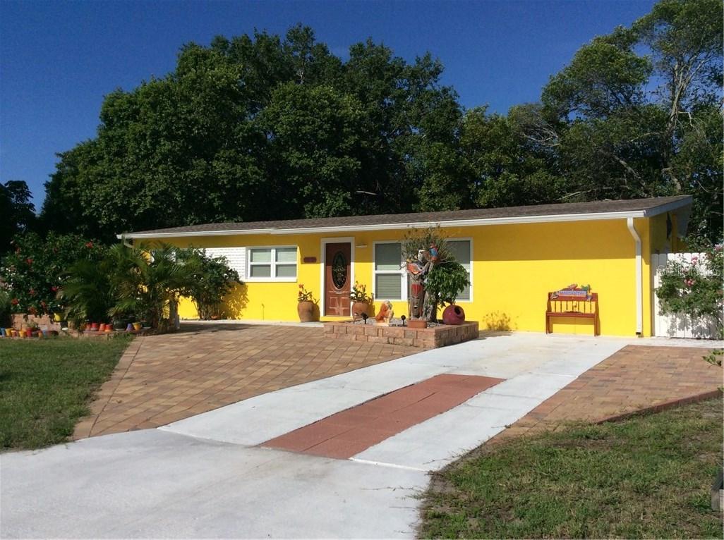 6507 Clemson St., Bradenton, FL 34207