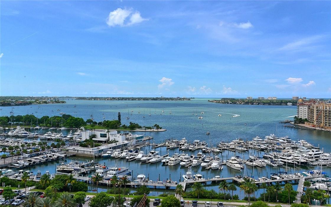 1233 N Gulfstream Ave. #1403, Sarasota, FL 34236