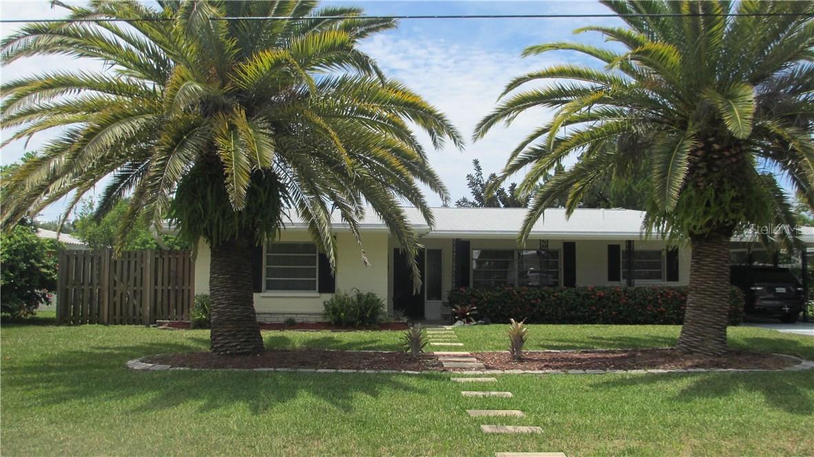 3320 Rowena St., Sarasota, FL 34231