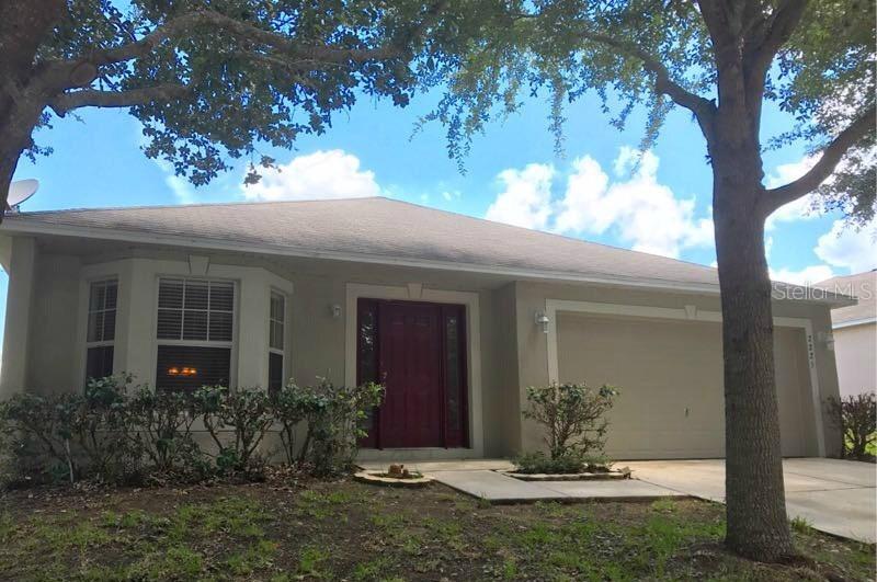 2225 Sandridge Cir., Eustis, FL 32726