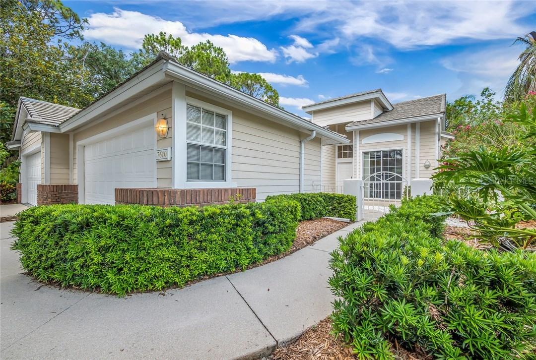 7610 Whitebridge Glen, University Park, FL 34201