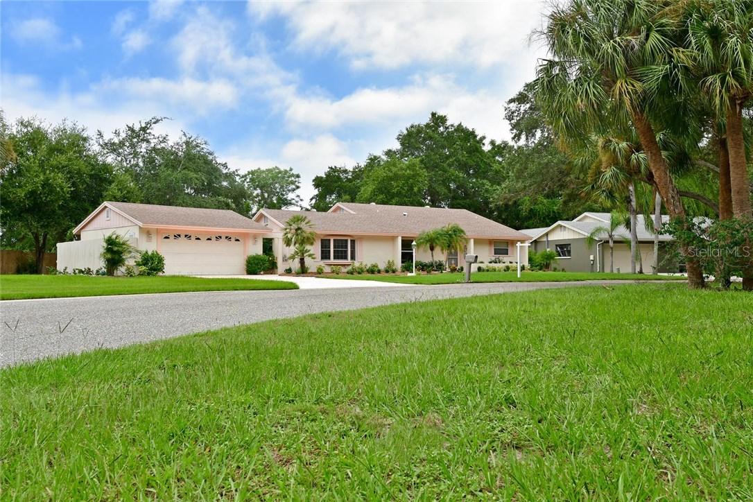 2110 Pine Gardens Tr., Sarasota, FL 34231
