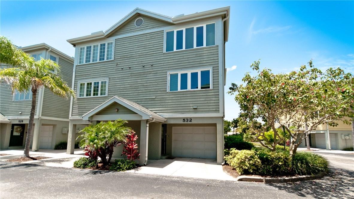 532 Forest Way #25, Longboat Key, FL 34228