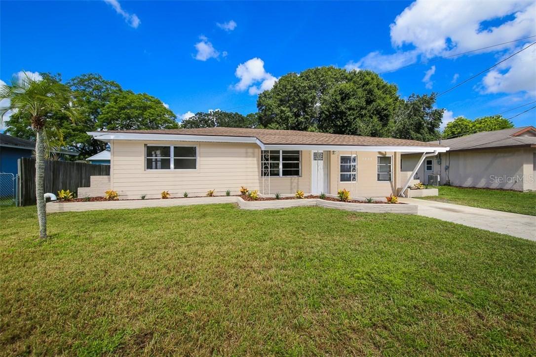 3008 Arch Dr., Sarasota, FL 34232