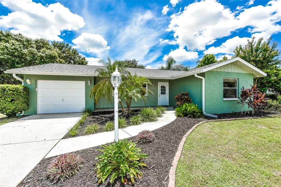2808 Indianwood Dr., Sarasota, FL 34232