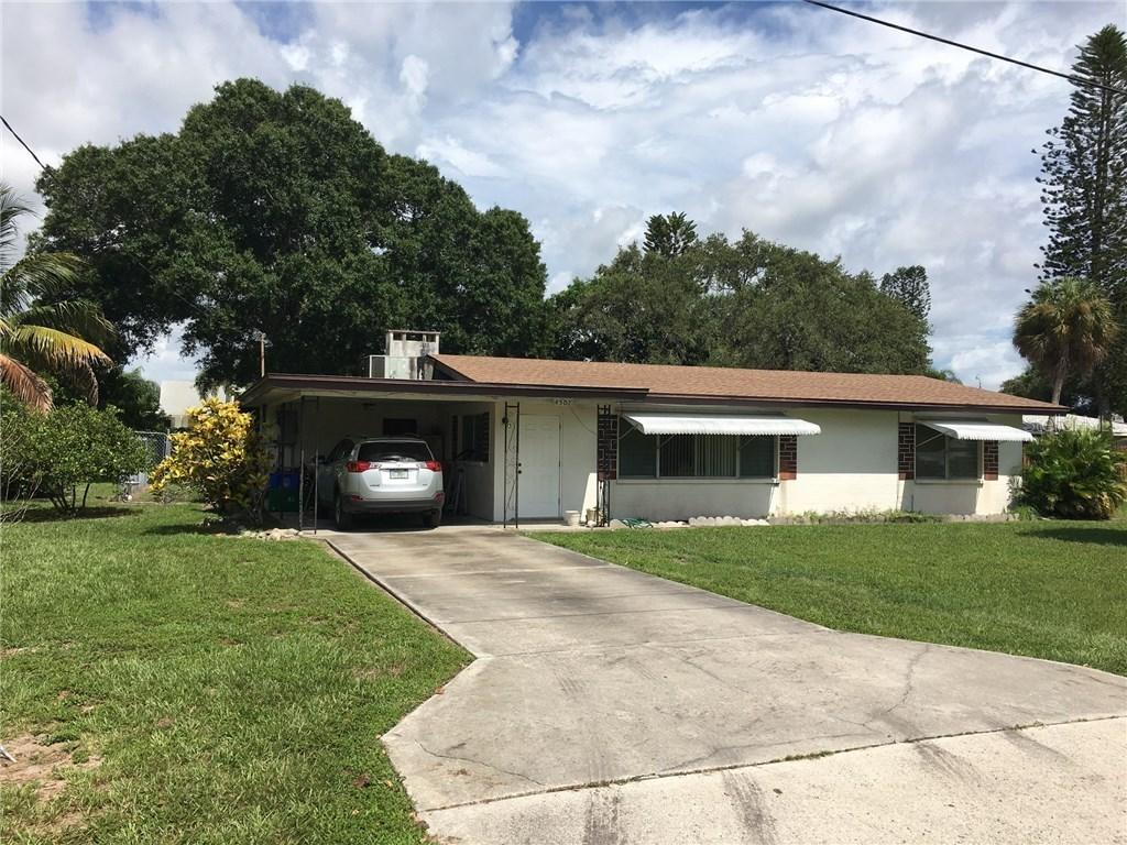 4507 99th St., Bradenton, FL 34210