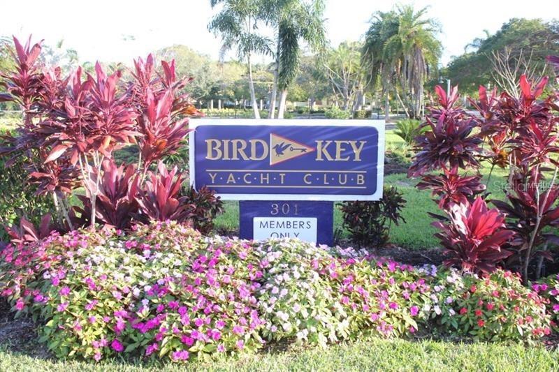 331 Bob White Way, Sarasota, FL 34236