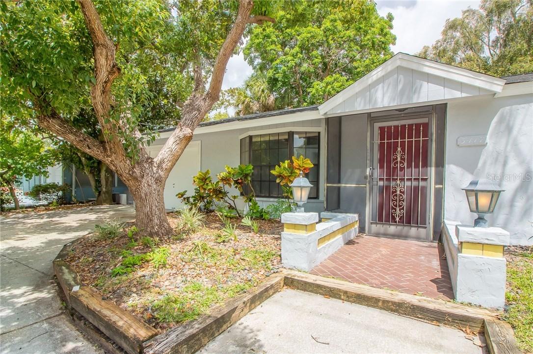 3417 Mcintosh Rd., Sarasota, FL 34232