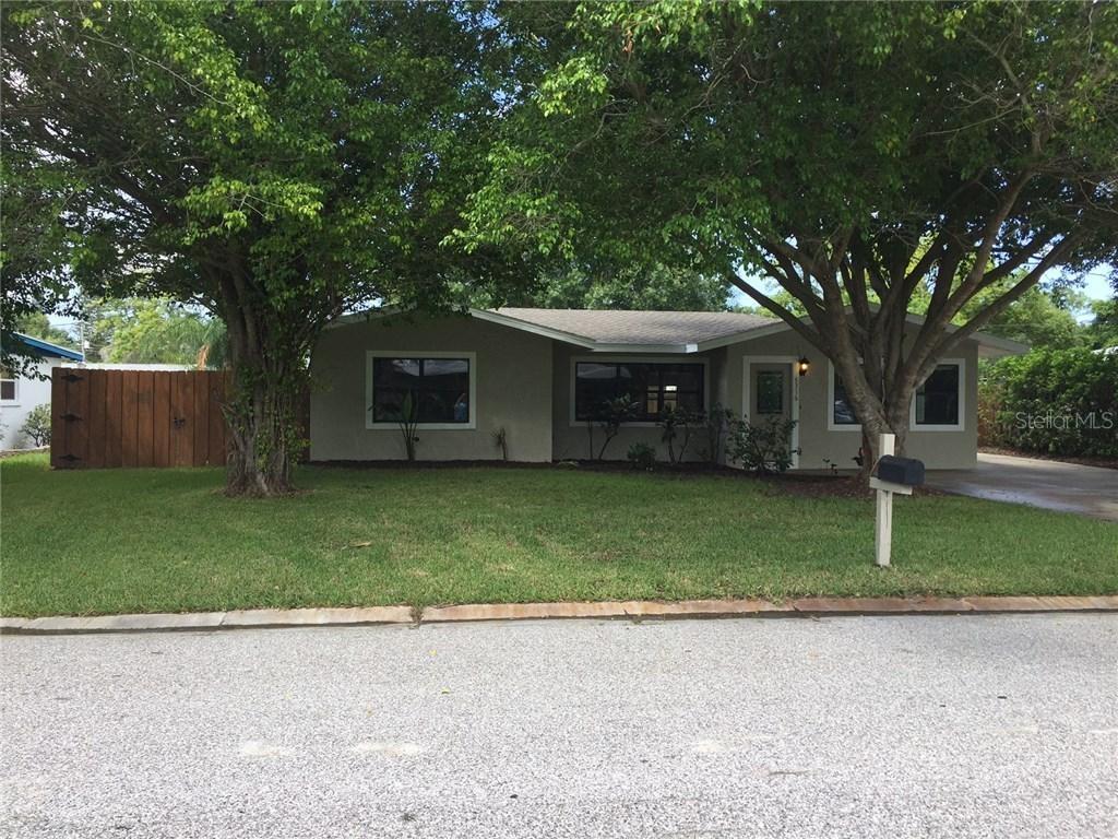 5316 6th St., Bradenton, FL 34203