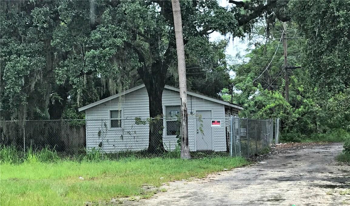 1567 19th St., Sarasota, FL 34234