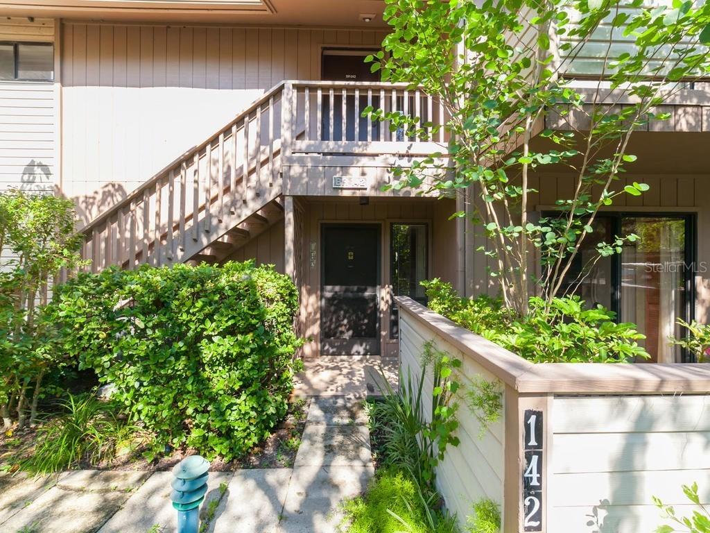 1637 Brookhouse Ct. #142, Sarasota, FL 34231