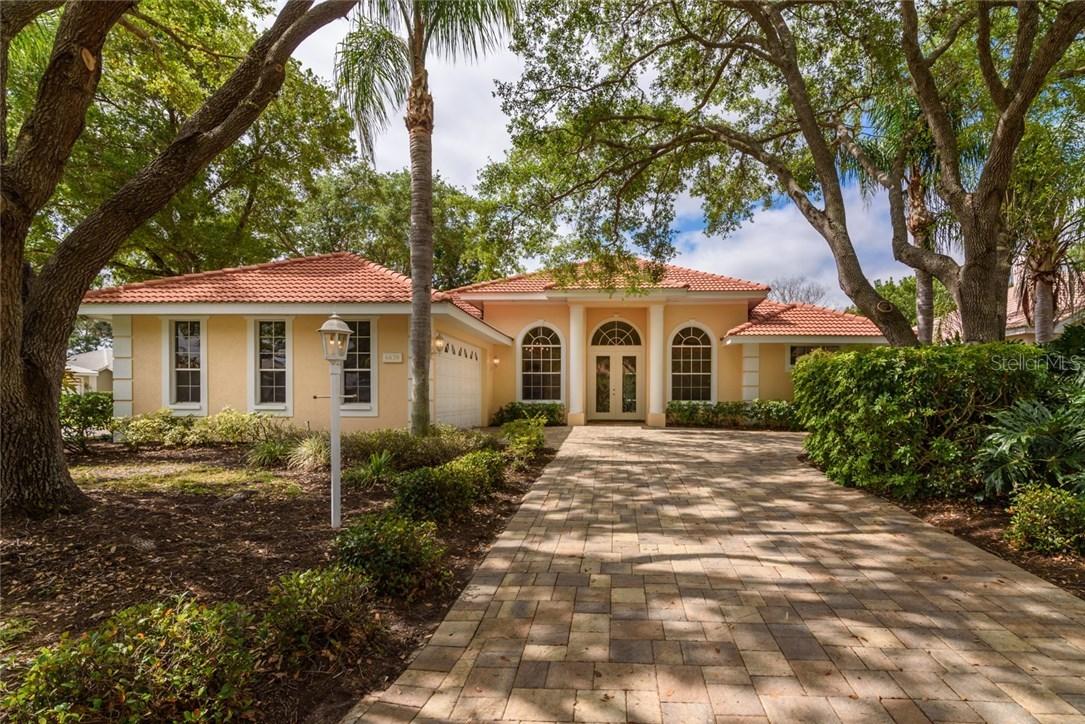6620 Hunter Combe Crossing, University Park, FL 34201