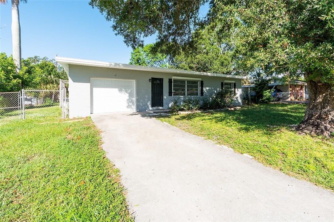 3214 4th St., Bradenton, FL 34208