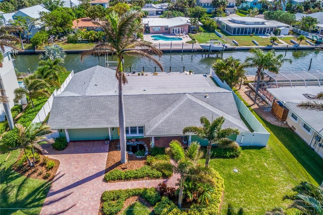 527 77th St., Holmes Beach, FL 34217