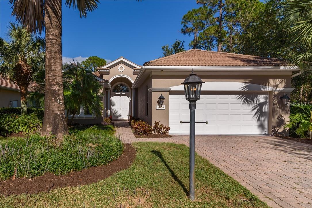 8106 Dukes Wood Ct., University Park, FL 34201
