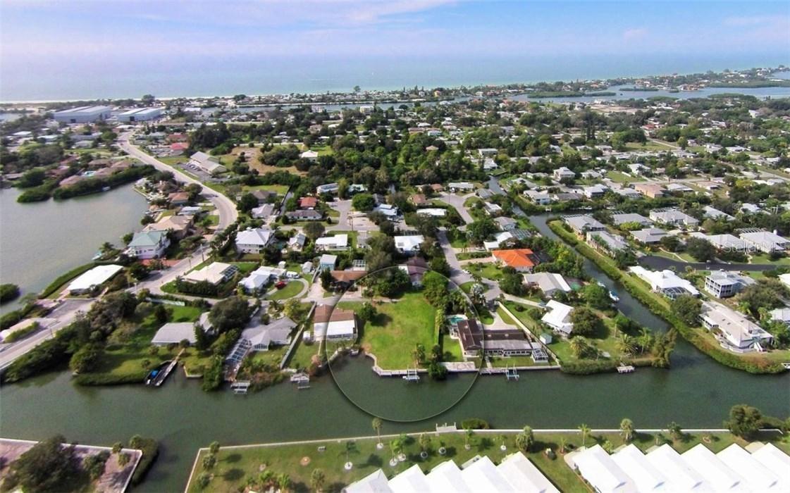 110 Pops Ln., Nokomis, FL 34275