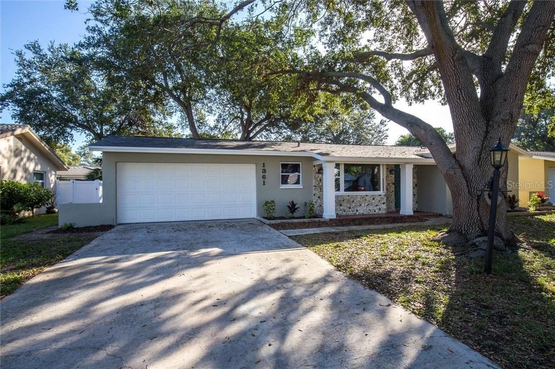 1361 Oakbrook Dr., Largo, FL 33770