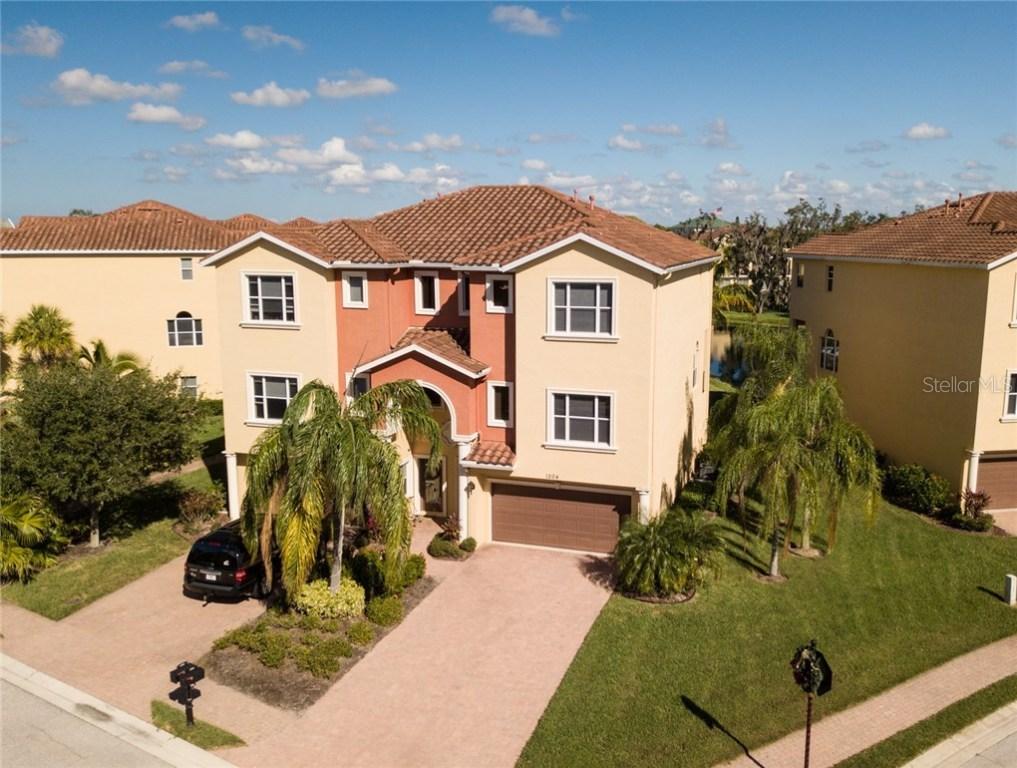 1204 3rd Street Cir., Palmetto, FL 34221