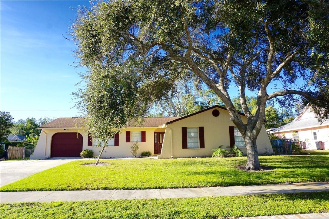 2448 Bucida Dr., Sarasota, FL 34232