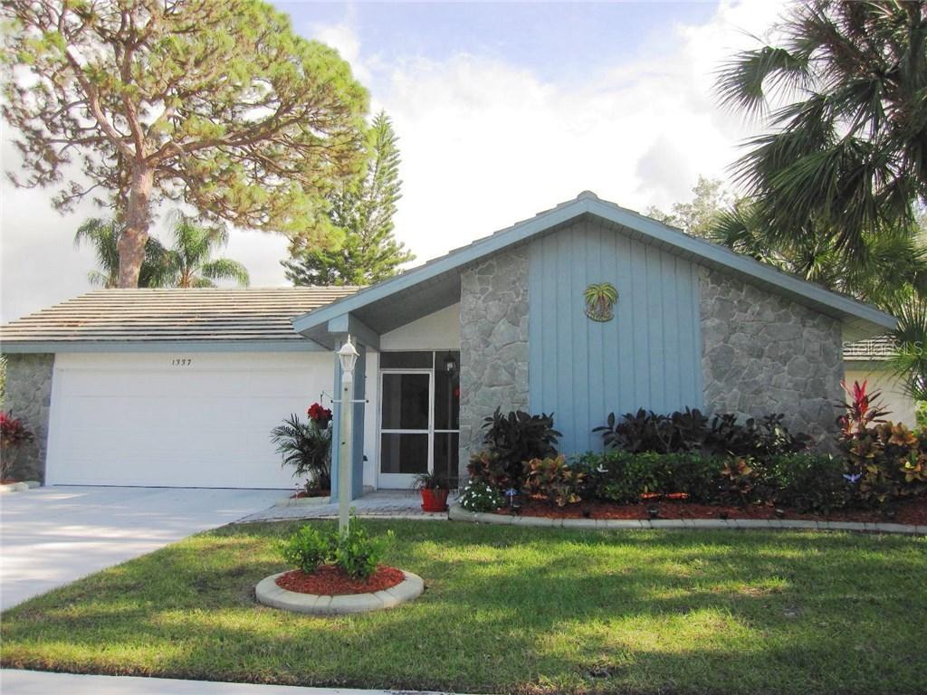 1337 Oak View Dr., Sarasota, FL 34232