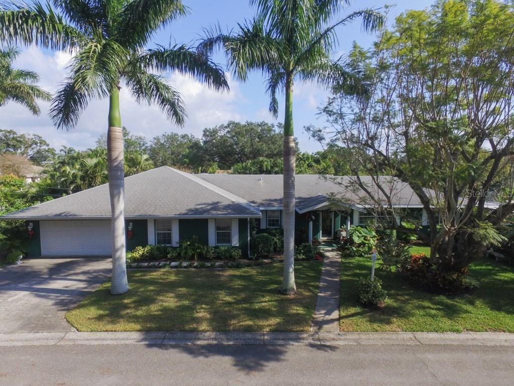 6819 5th St., Bradenton, FL 34207