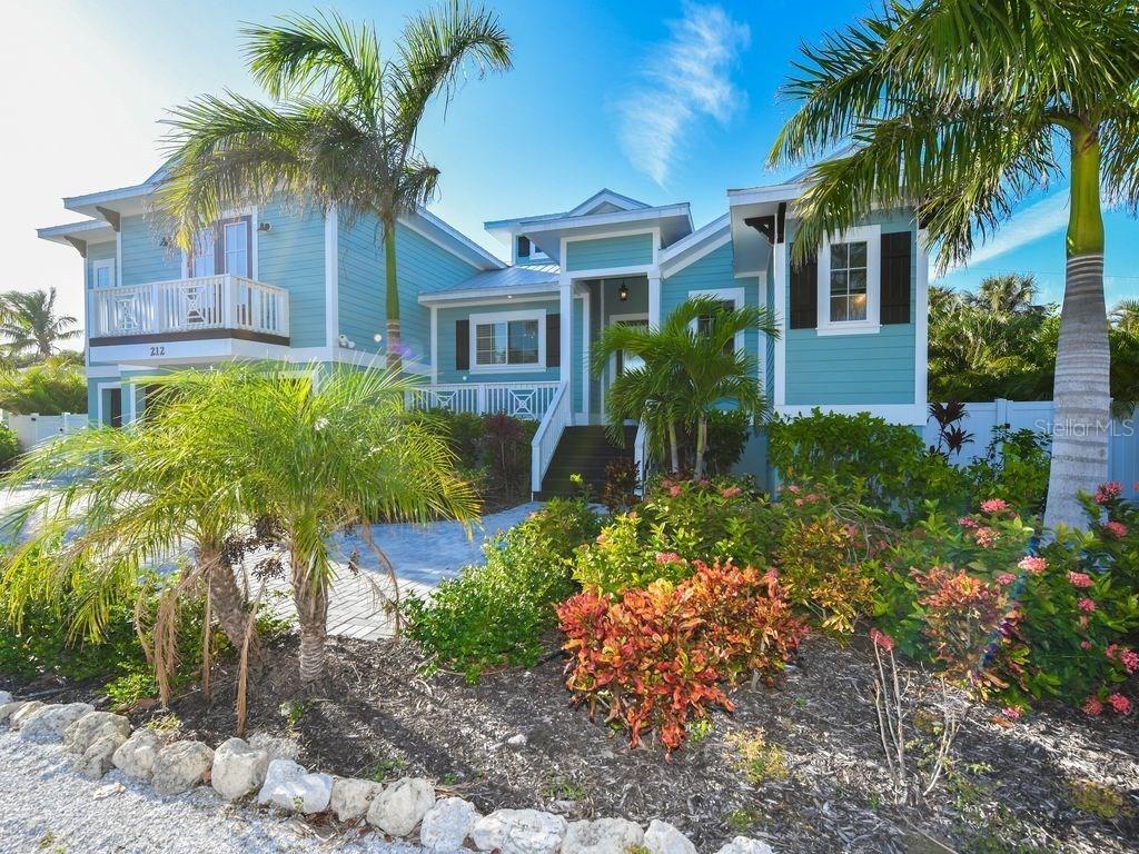 212 82nd St., Holmes Beach, FL 34217