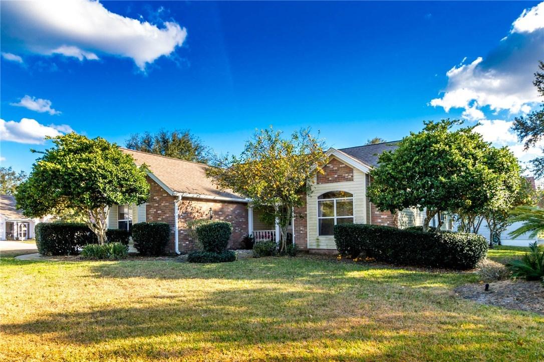 315 Gonzales Pl., The Villages, FL 32159