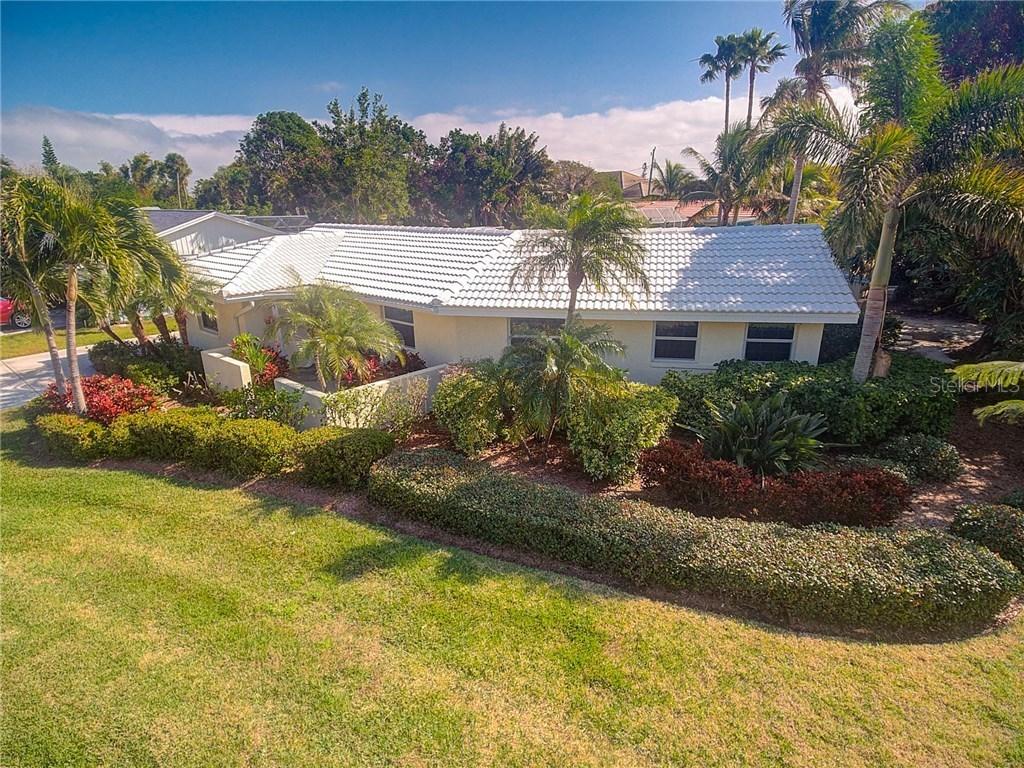 501 70th St., Holmes Beach, FL 34217