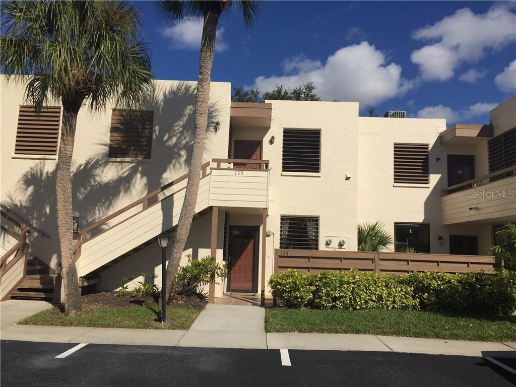 134 Pineneedle Dr., Bradenton, FL 34210
