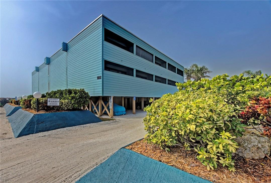 102 68th St. #104, Holmes Beach, FL 34217