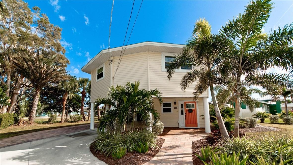 221 85th St., Holmes Beach, FL 34217