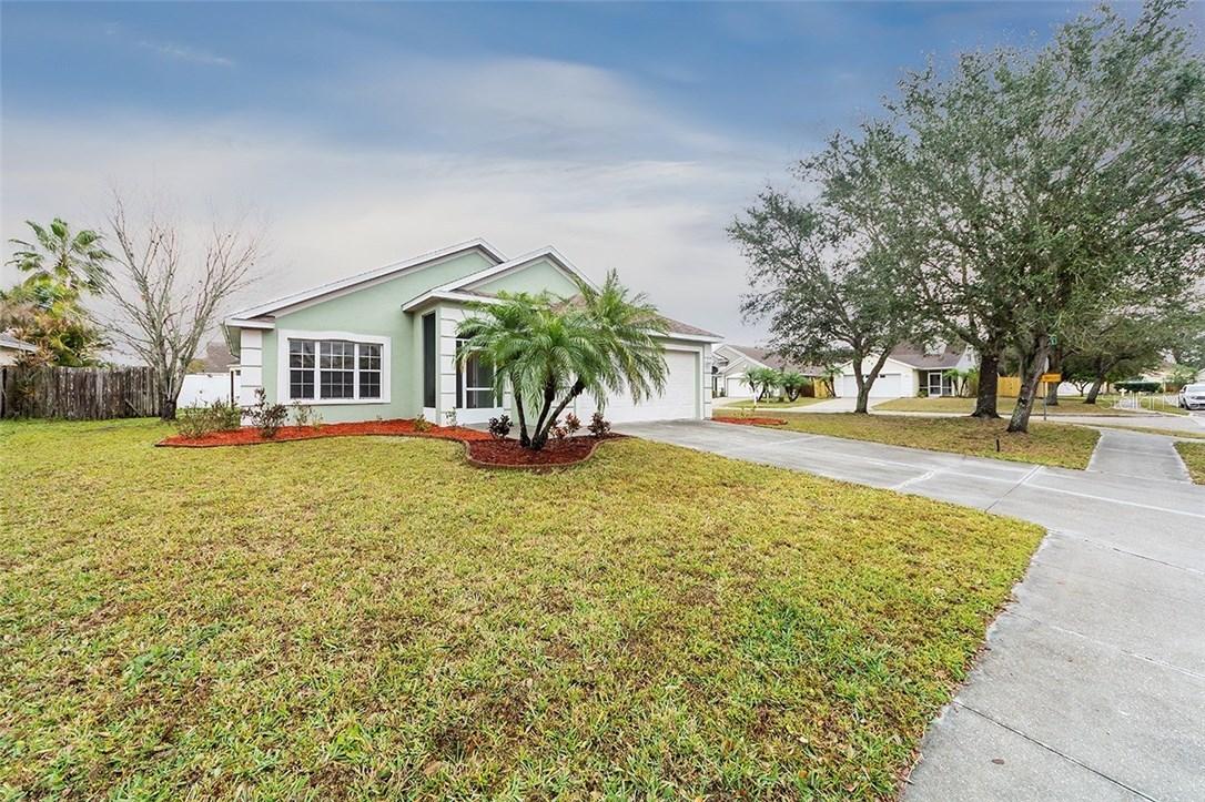 4824 E 70th St., Palmetto, FL 34221