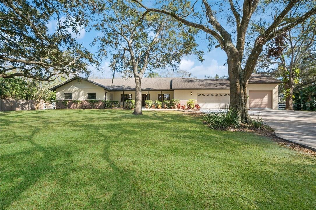 4205 62nd St., Bradenton, FL 34208