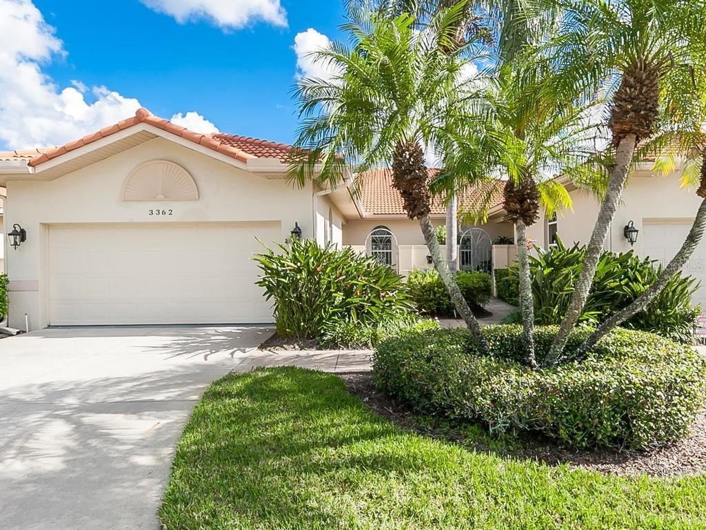 3362 Chelmsford Ct. #11, Sarasota, FL 34235
