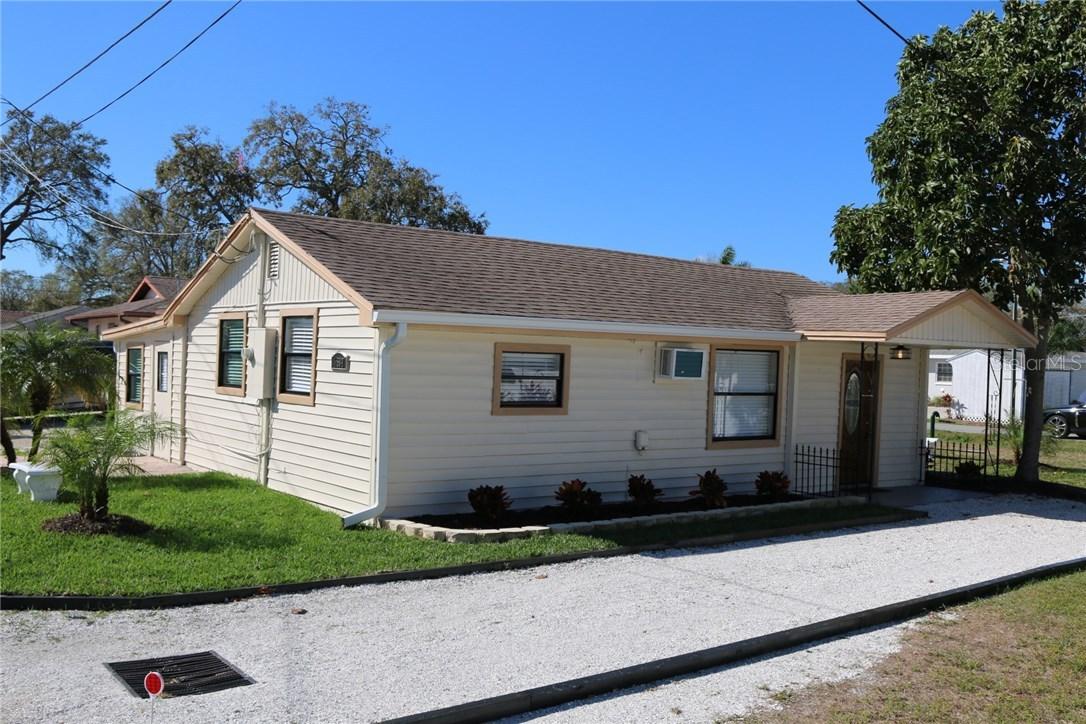 1538 Graber Ave., Sarasota, FL 34239