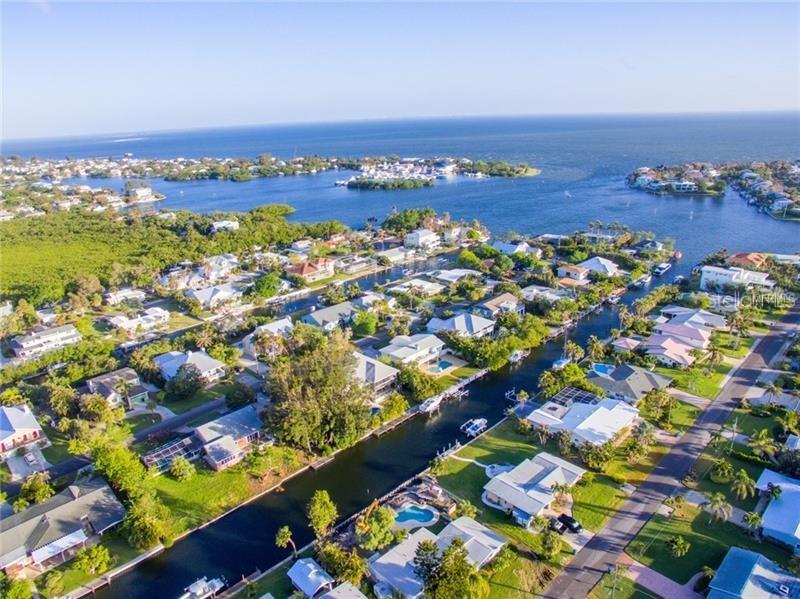 513 75th St., Holmes Beach, FL 34217