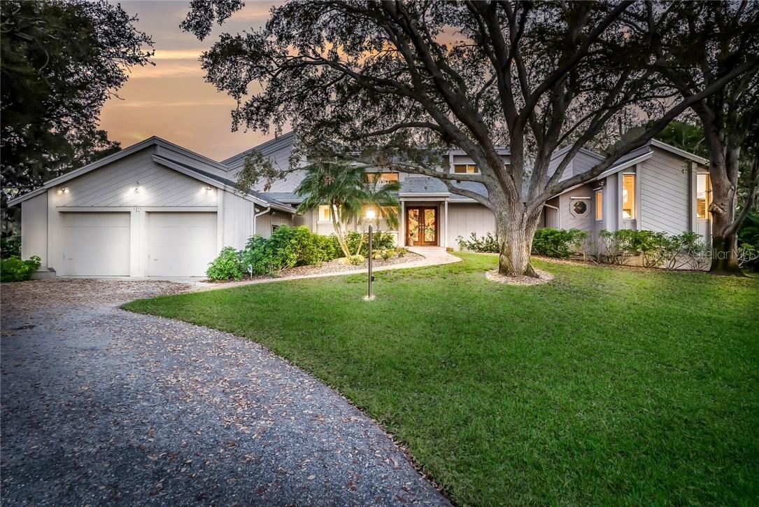 1211 62nd St., Bradenton, FL 34209