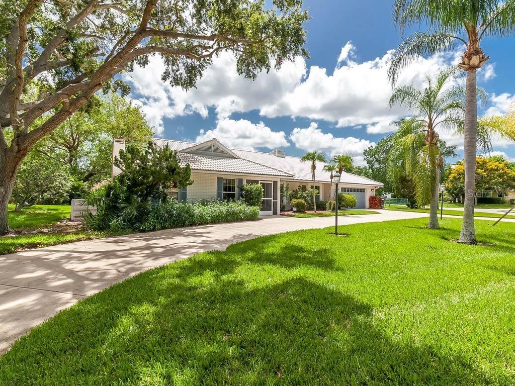 1807 79th St., Bradenton, FL 34209
