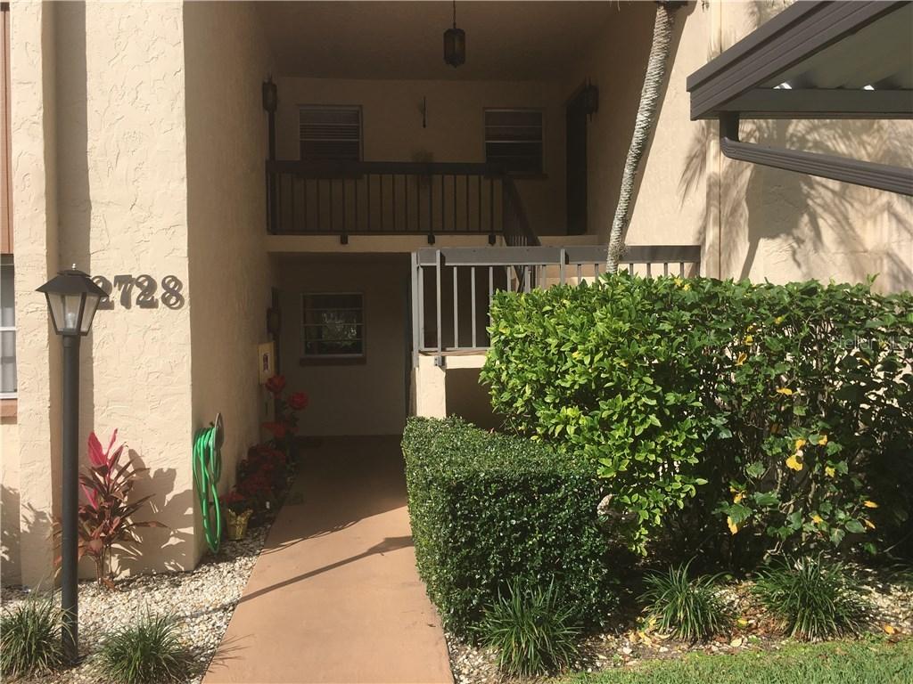 2728 Clubhouse Dr. #202, Sarasota, FL 34232