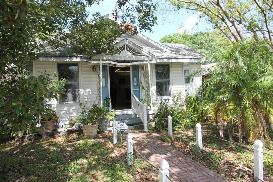 821 43rd Ave., St Petersburg, FL 33703