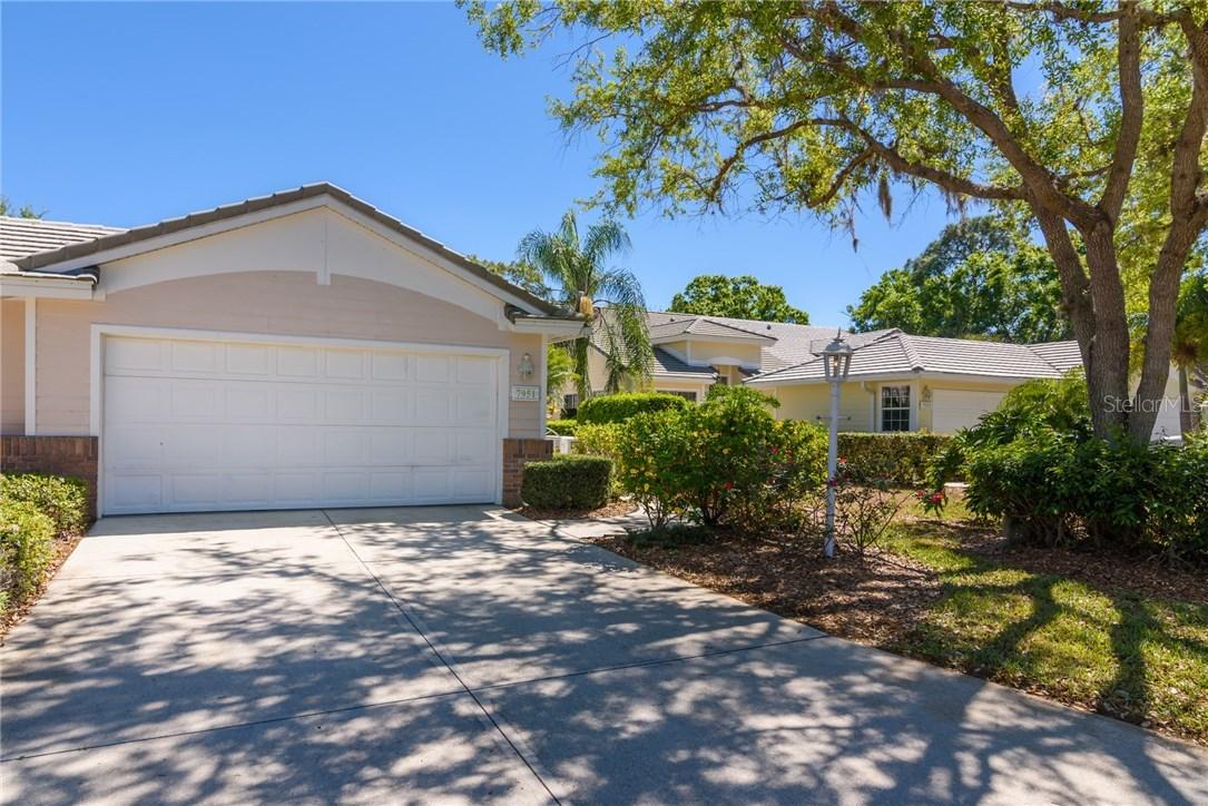 7951 Whitebridge Glen, University Park, FL 34201