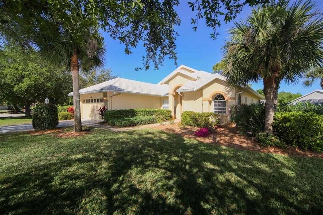 508 Jenny Dr., Nokomis, FL 34275