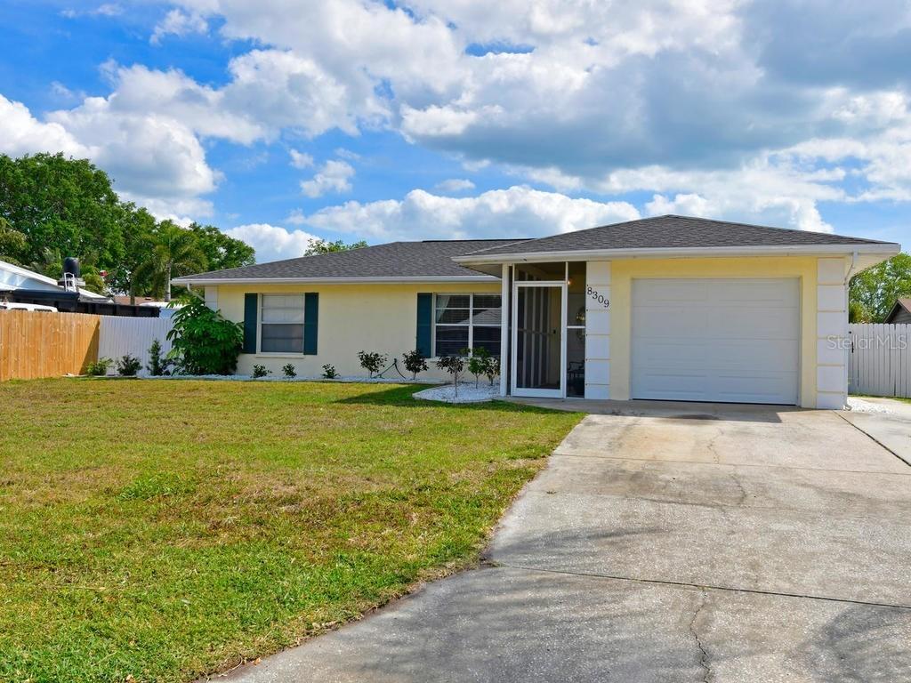 8309 43rd Avenue Dr., Bradenton, FL 34209