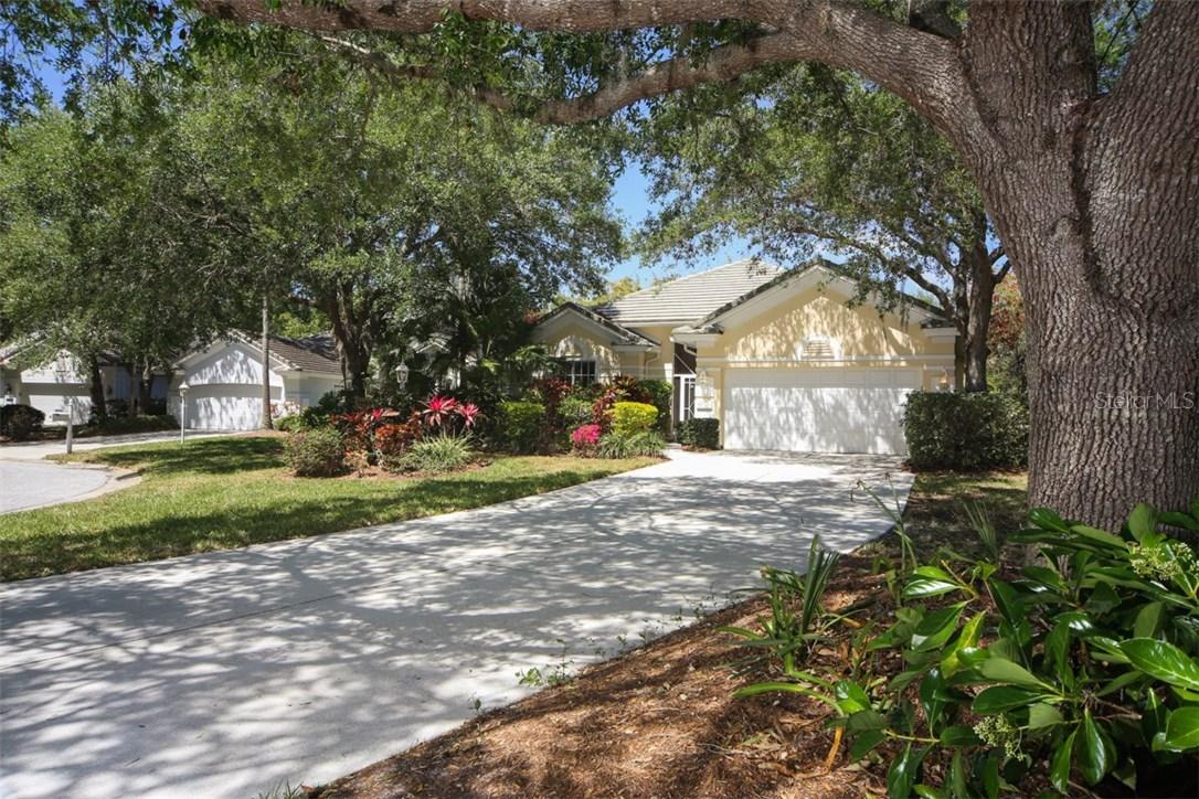 6729 Virginia Crossing, University Park, FL 34201